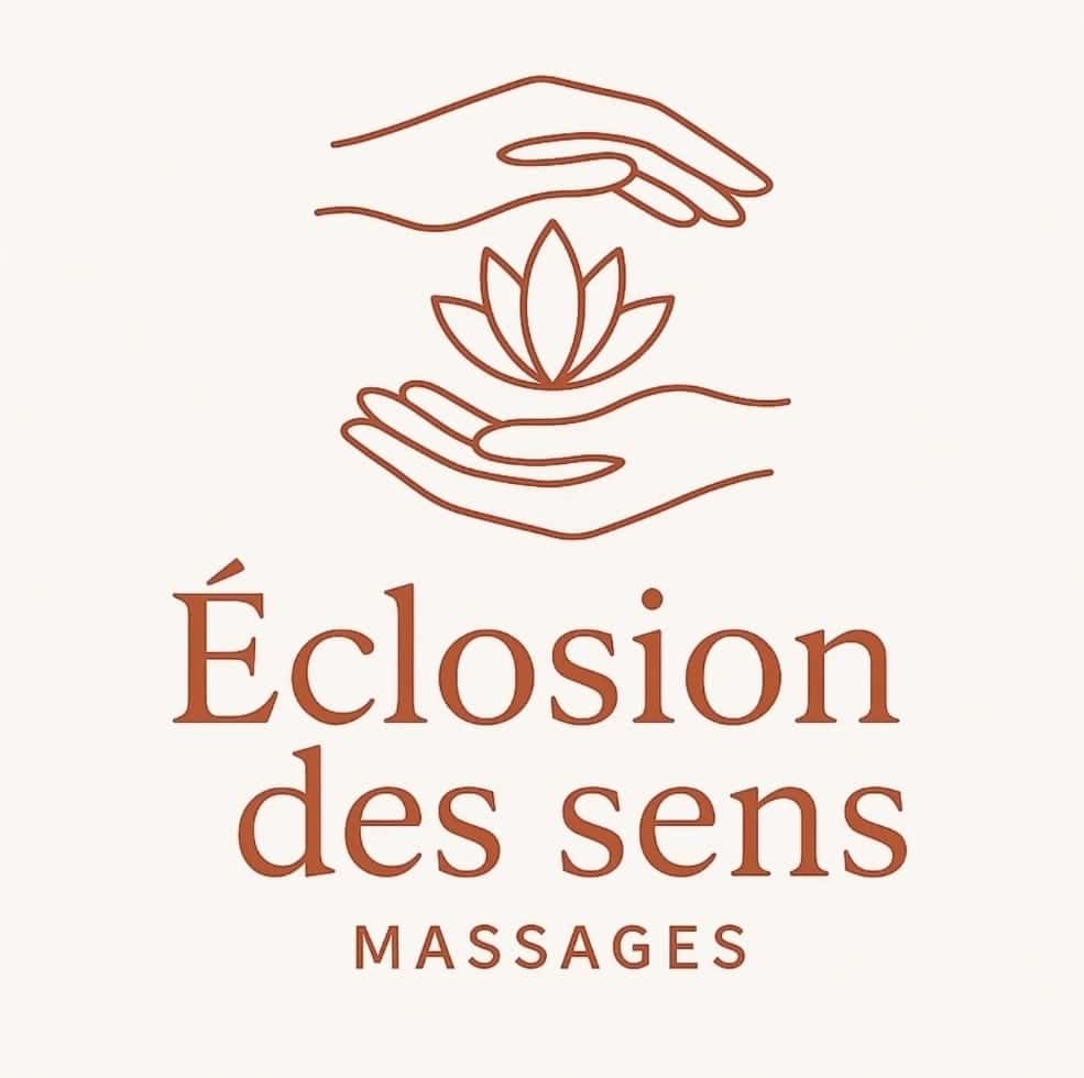 Des mains massent un pied lors d'une séance de réflexologie à l'espace Famaïa Neuchâtel